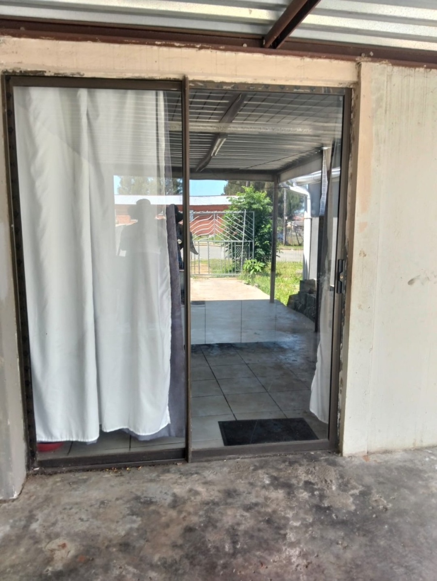 8 Bedroom Property for Sale in Mdantsane Nu 6 Eastern Cape